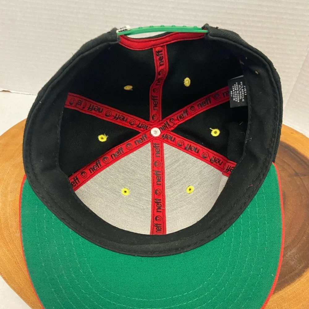 NEFF Colorful Cap SnapBack Cap